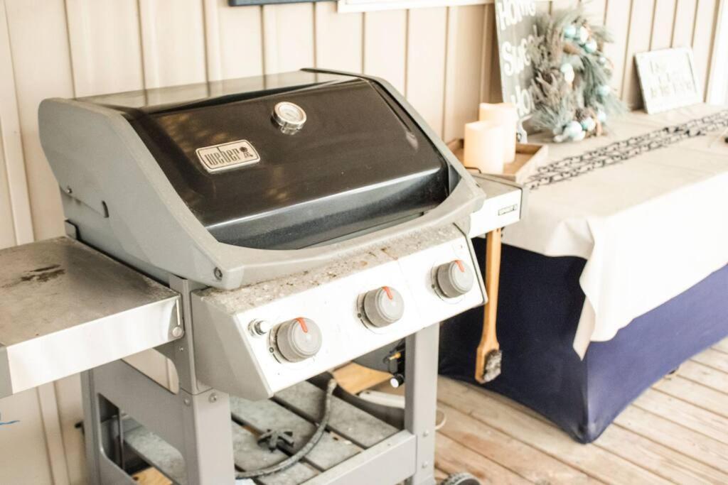 Pet Friendly Tranquil Cottage With Fire-Pit And Seasonal Hot Tub Sept-March Minutes To Beaches Dauphin Island Eksteriør bilde
